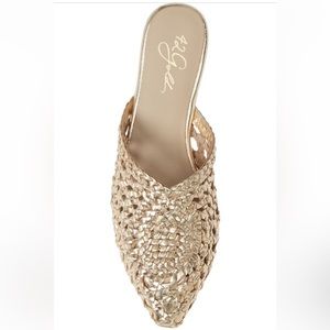 42 Gold woven mule 8.5